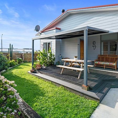Ekhaya - New Plymouth Holiday Home Buitenkant foto